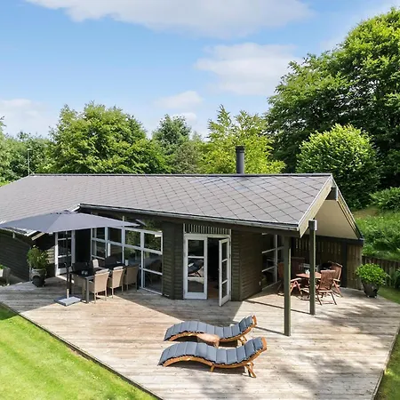 3 Bedroom Lovely In Ry