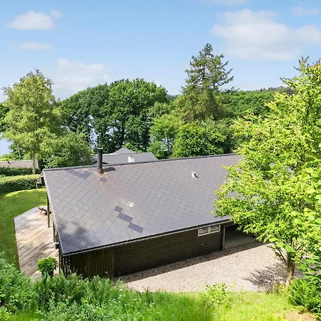3 Bedroom Lovely In Ry *